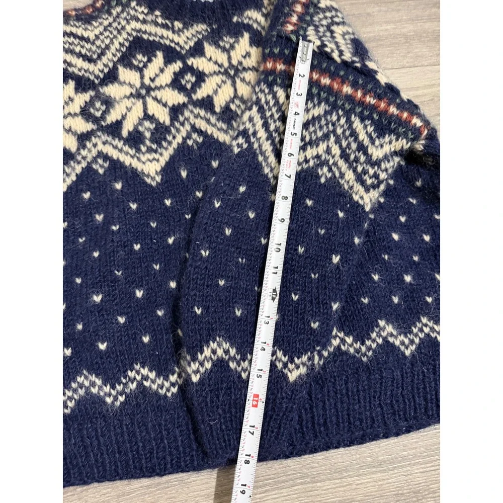 Vintage 80s Alpaca Imports Men's Sweater M Wool Hand Knit Fair Isle Snowflake